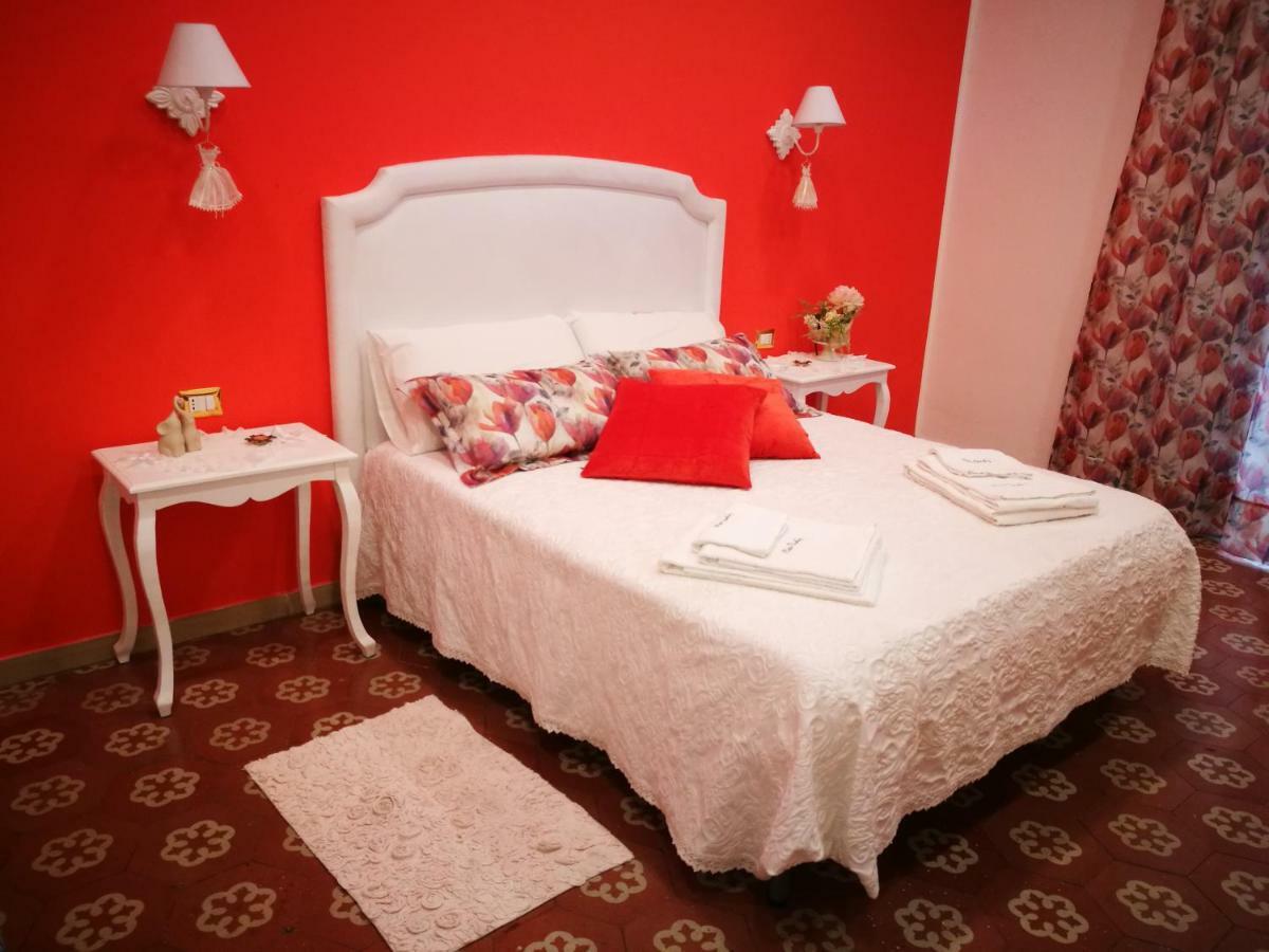 B&B Resta Cu Mme Neapol Zewnętrze zdjęcie