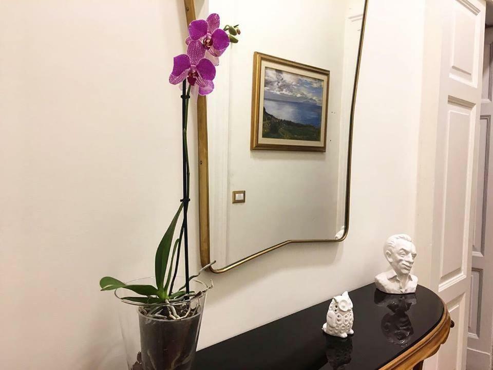 B&B Resta Cu Mme Neapol Zewnętrze zdjęcie